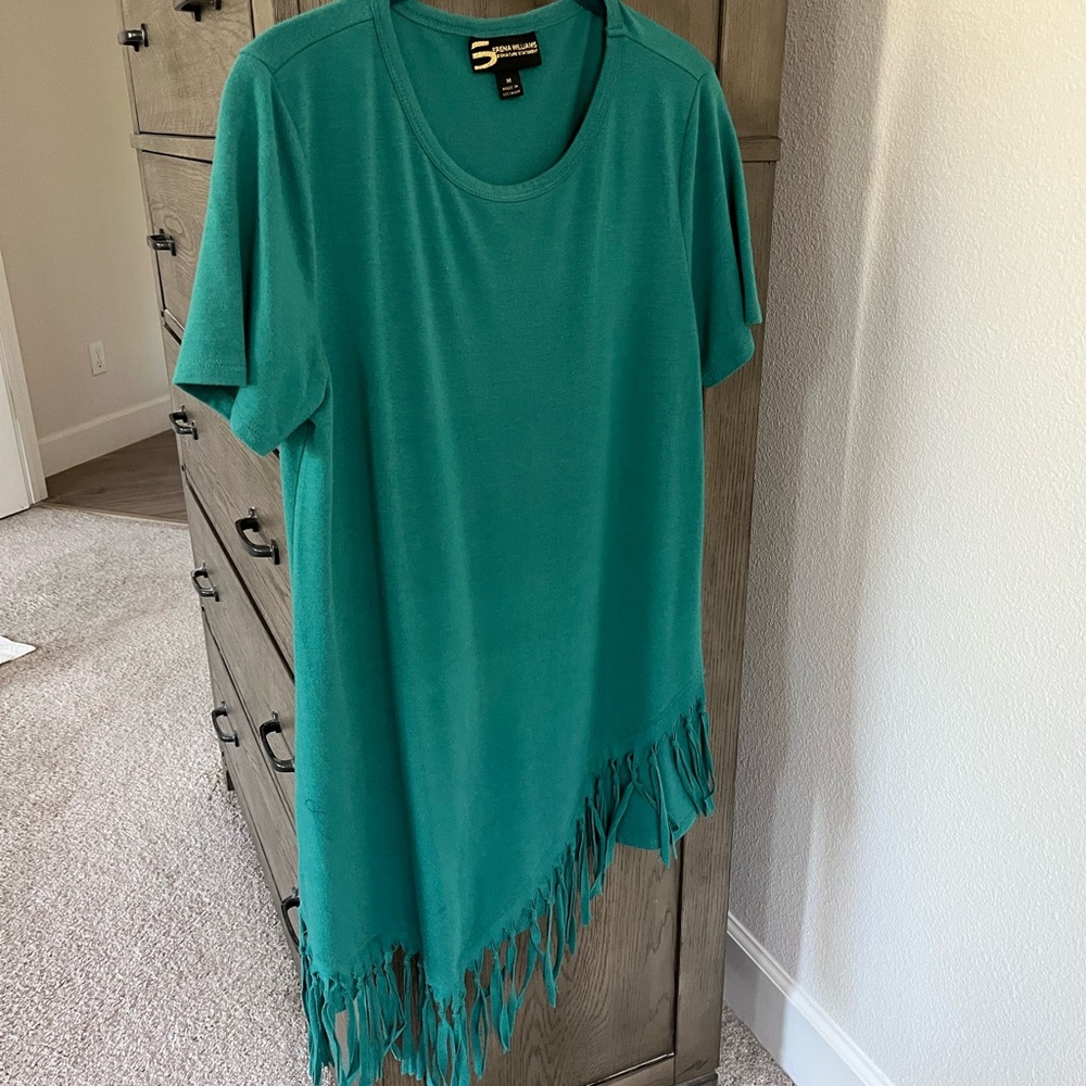 Serena Williams Green Asymmetrical Short Sleeve T-Shirt
